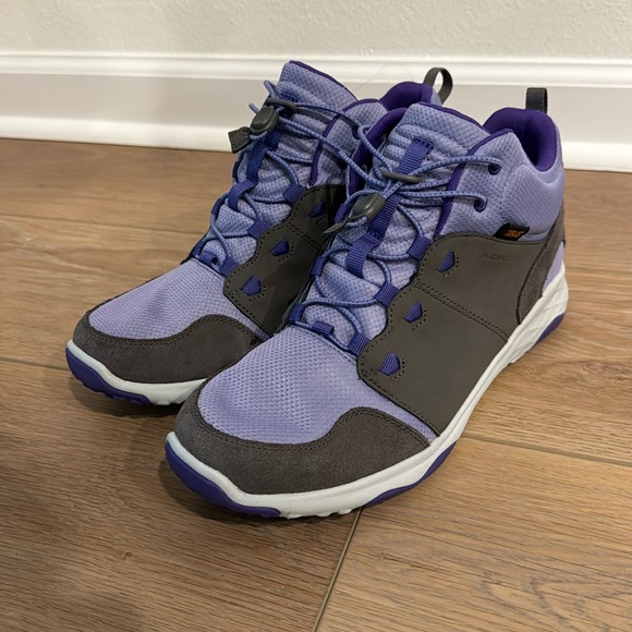 Teva Arrowood Venture Mid WP waterproof hiking boots - Picture 2 of 9